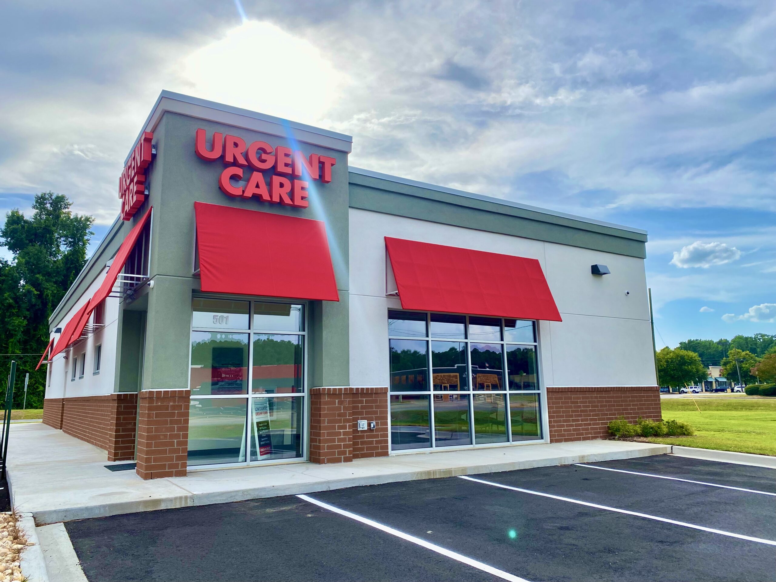 Carolina QuickCare is a walk-in medical center that is open seven days a week and committed to providing exceptional service with convenient hours to all!